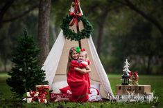 Christmas Mini Sessions | New Braunfels Children's Themed Mini Session Photographer Fun Christmas Photos, Nutcracker Birthday, Family Holiday Pictures, Ideas For Photography