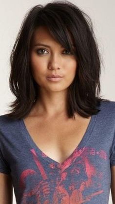 Shoulder Length Layered Hair, Shoulder Length Hairstyles, Layered Hair With Bangs, Haircuts For Medium Length Hair, Medium Length Hairstyles, Medium Length Hair With Layers, Long Layered Hair, Medium Hair Cuts, Shoulder Length Hair