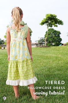 Learn how to sew a simple pillowcase dress with this free tiered pillowcase dress sewing pattern. #sewingforgirls #dresspatterns #freepatterns #freesewingpatterns Simple Pillowcase, Pillowcase Dress Pattern, Maxi Dress Tutorials, Shoebox Ideas, Backpack Pattern Sewing, Polka Dot Chair, Dress Sewing Tutorials, Summer Dress Patterns, Girl Dress Pattern