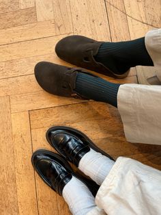 Pretty Socks, Well Dressed Men, Dream Shoes, Cool Socks, Fashion 2020, Casual Fall, Fitness Inspo