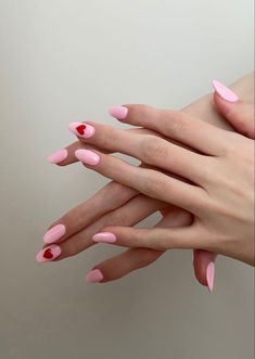 Nail Regular Polish, Valentine’s Day Nails Inspiration, Cute Nails Regular Polish, Lowkey Valentines Day Nails, Nail Ideas Regular Polish, Valentines Nails Minimalist, Valentine Nail Inspo Simple, Dip Nails February, Valentine Powder Dip Nails