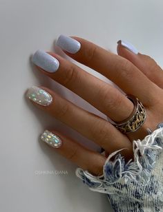 50 Winter Nail Designs You'll Want To Try Nail Art For Beginners, Winter Nails Acrylic, Sweater Nails, Matte Nails Design, Short Nails Art, Nail Art Instagram, Cute Gel Nails, Minimalist Nails