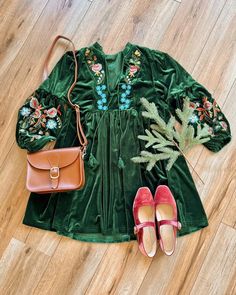 Shop our Influencers' top picks on Amazon Cozy Christmas Outfits, Chic Christmas Outfit, Tea Party Outfit, Christmas Outfits For Women, Cozy Christmas Outfit, Winter Date Outfits, Christmas Outfit Casual, Christmas Tea Party, Christmas Outfit Ideas