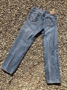 Used condition, check dimensions before buying. Waist: 32 in Inseam: 33 in Leg Opening: 8 in Front Rise: 12 in Thigh: 12 in 3402 Levis 550, Vintage Levis, Levi's, Distressed Jeans, Mens Jeans, Favorite Outfit, Art Collection, Bathing Beauties, Mens Outfits