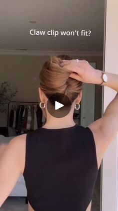 1.4M views · 8.7K reactions | If you have a lot of hair and have trouble getting claw clips to fit, try this! Gather your hair into a low ponytail. Twist the ponytail around your hand one time as you drive it down and around. Bring the twist up to the crown of your head. Remove your fingers from the twist to reveal a loop. Insert one side of your claw clip inside the loop and close it over the twist. Time to resurrect the smaller claw clips! 💁‍♀️ #hair #hairtutorial #updo #hairstyles #hairstyling #hairstyles #viralreelsfb #reelsvideoシ #viralreels #reelsviralfb #reelsfb #fypシ゚ #reelsvideo #reelslovers #reelsviralシ | Cam1 | Cam1 · Original audio A Lot Of Hair, Hair Tricks, Short Hair Up, Wedding Hair Up, Trendy Wedding Hairstyles, Funky Hairstyles, Hair Makeover