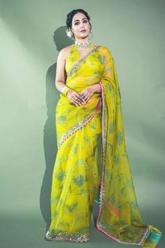 Shop for Rajiramniq Yellow Silk Organza Floral Bloom Print Sequin Embellished Saree for Women Online at Aza Fashions Draping Saree Style, Embellished Saree, Floral Print Sarees, Simple Kurta Designs, Sequins Fabric, Lime Yellow, Yellow Silk, Classy Dress Outfits, Elegant Saree