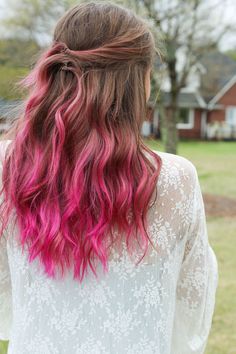 30+ Ombre Light Pink Hair | Fashion Style Brown Hair Pink Tips, Pink Hair Highlights, Highlights Pink, Pink Ombre Hair, Balayage Blond, Pink Hair Dye, Hair Dyed, Wake Ideas, Pastel Pink Hair