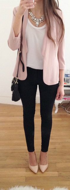 i already have a pink jacket like this but would like a pair of similar black dress pants, that are not quite so tight, so i can recreate this look. also like the blouse! Ținute Business Casual, Summer Work Outfits, Professional Attire, Interview Outfit, Pink Blazer, Mode Ootd