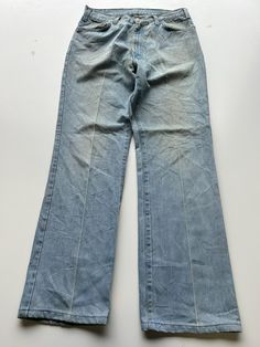 Ladies Levi Levis Strauss 517 series Jean  1990s vintage  Bootcut Fit  Zip Fly  Light Blue Waist 30 inch Leg Length 30 inch 'Measurements are exact measurement of garmet' 'Due to the vintage nature of the jean slight marks/stains may be present. Please check photos for more details' Item in excellent condition Levis Strauss, Levi Strauss Jeans, Vintage Nature, Jeans Bootcut, Levi Strauss, Levis Jeans, Bootcut Jeans, Halloween Shopping, Mens Jeans