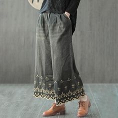 ·Item Code: 1436020899902·Women Jeans·Cotton·Loose,Flower,Embroidery,Wide Leg One SizeWaist: 74.00 - 96.00 cm/ 29.13 - 37.80 "Hip: 114.00 cm/ 44.88 "Thigh: 74.00 cm/ 29.13 "Leg Opening: 70.00 cm/ 27.56 "Length: 90.00 cm/ 35.43 "Front Crotch: 38.00 cm/ 14.96 "Back Crotch: 44.00 cm/ 17.32 " Spring Embroidered Loose Fit Pants, Spring Embroidered Baggy Pants, Spring Embroidered Baggy Bottoms, Embroidered Non-stretch Wide Leg Bottoms, Embroidered Baggy Bottoms For Spring, Non-stretch Embroidered Casual Bottoms, Spring Floral Embroidered Pants, Baggy Embroidered Bottoms For Spring, Baggy Embroidered Pants For Spring