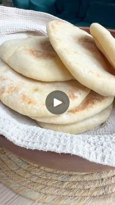 200K views · 24K reactions | Full Method: Pitta breads 🌺

Dough:
320ml water 
7g instant yeast 
15g sugar 
500g strong / bread flour 
1 x tsp salt 

Neutral oil 
 
Add lukewarm water, instant yeast and sugar and mix, then add flour and salt and mix again. Mix until combined.

Place the dough on a floured surface and knead for 5-10 min until smooth. Oil a clean bowl and the top of the clingfilm place the dough in the bowl and cover with the oiled clingfilm.

Place in a warm place for 1 hour. Once risen decompress the dough by pressing it down and cut it into 8. Shape into balls as shown in the video and start to roll each one out (staring from the 1st one you shaped) flour the surface and top and bottom of the dough. Rolls it out turn to the side roll, keep turning and rolling until it’s 2 Focaccia Art, Yeast Recipes, Fast Cooking, Pitta Bread, How To Make Dough, Instagram Recipes, Healthy Cake Recipes, Breads & Buns, Yeast Bread