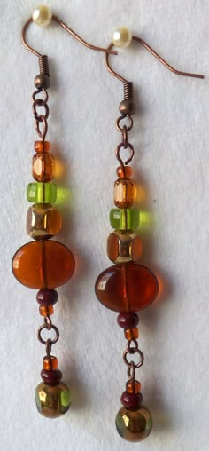 Jewelry Inspo Diy, Granola Earrings, Handmade Vintage Beaded Earrings, Bead Earrings Ideas Diy Jewelry, Beaded Fall Earrings, Handmade Earring Ideas, Handmade Earrings Ideas Diy, Easy Earrings Diy, Home Made Jewelry Ideas