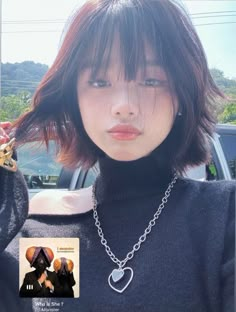 Straight Short Hair With Bangs Asian, Short Haircut Ideas Straight Hair, Short Haïr Cut For Straight Hair, Short Hairstyle Women Bangs Straight, Straight Hair Haircuts Women, Straight Haircut Short, Short Haircut Side Part, Pixie Haircut Bangs, Haircut Straight Hair Short