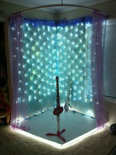 Kids Stage In Playroom, Karaoke Backdrop, Diy Stage For Kids, Kids Play Stage, Karaoke Party Decorations, Playroom Stage, Photo Bg, Karaoke Stage, Photowall Ideas