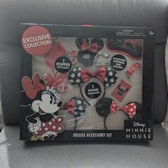 the minnie mouse collection is in its box