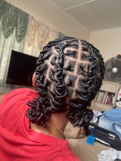 Starter Locs Styles Barrel Twist, Loc Hairstyles Barrel Twist, Barrel Hairstyles Locs, Barrel Twist Hairstyles, Barrel Twists Loc Styles Women, Starter Locs Barrel Twist, Barrel Twist Women, Twist Locks Hairstyles, Loc Barrel Style Women