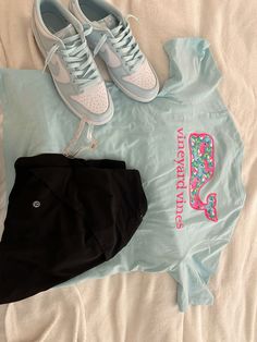 #summer #nikelowdunk #lululemon Cute Lululemon Outfits Summer, Cute Lululemon Outfits, Comfy School Outfits, School Clothing, Bloxburg Codes, Lululemon Outfits, Teen Outfits, Xmas List, Red Purse