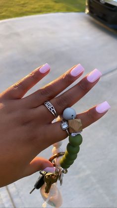 Short Nails Ideas One Color, Classic Color Nails, Manager Nails, Short Nails One Color, Short Nail Color Ideas, Nail Ideas Short Square, Nails No Acrylic, Summer Nail Colors 2024, Nail Ideas Black Women