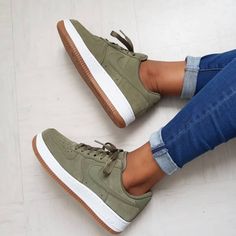 From Heels to Sneakers: Spring Shoe Must-Haves Nike Vans, Shoe Inspo, Aesthetic Shoes, Shoe Closet, Crazy Shoes, Dream Shoes, Shoe Obsession, Trendy Shoes, Nike Air Force 1