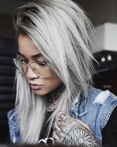 Side Shave, Side Shaved, E Girl Hair, Dreadlocks Girl, Diy Beauty Treatments, Edgy Hair, Long Hair Cuts, Haircut Ideas