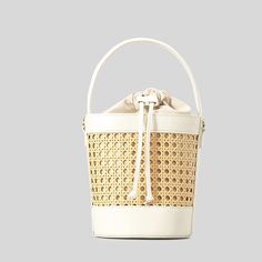 45237683978490 Summer Beach Bag, Summer Handbags, Handbags Luxury, Woven Handbags, Three Color, Beach Bag, Summer Beach, Stylish Women, Bucket Bag