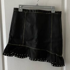 Nwot No Tags Zara Black Skirt For Night Out, Plaid Skort, Pink Floral Skirt, Black Leather Mini Skirt, Red Knit Sweater, Black Skort, White Denim Skirt, Zara Skirts, Zara Basic