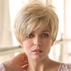 Category:Synthetic Wig; Gender:Women's; Wig Type:Natural Wigs; Occasion:Birthday,Party  Evening,Daily,Vacation,Party / Evening; Age Group:Adults; Color Shade:Blonde; Hair Material:Synthetic Hair; Cap Construction:Machine Made; Texture:Straight; Length:Short; Features:Comfortable,Natural,Soft,Fashionable Design,Adjustable; Heat Resistant:Yes; Listing Date:11/13/2023; Hairstyle:Asymmetrical; Can Be Permed:No Glamorous Wigs, Rene Of Paris Wigs, Kort Bob, Wig Outlet, Extensions Hair, Wigs Hair, Penteado Cabelo Curto, Short Blonde, Trending Hairstyles