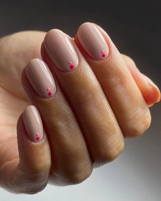 Top 24 Summer Gel Nails 2024: Chic Short & Simple Designs Understated Manicure, Minimal Nails Art, Natural Nail Designs, Summer Gel Nails, Short Gel Nails, Dot Nail Art, Subtle Nails, Simple Gel Nails