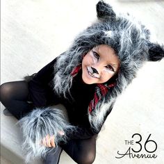 Halloween Costumes - This Wolf Costume is supers cute, comfortable and perfect for kids and adults. You can do this DIY Wolf Makeup with items that you may already have at home! Werewolf Fancy Dress, Wolf Costume Diy, Wolf Makeup, Fancy Dress Ideas, Meme Costume