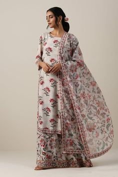 White kurta with maroon, pink floral jaal print and bead work on neckline. Paired with inner dress and printed dupatta. - Aza Fashions Transitional Traditional Wear With Kalamkari Print, Elegant Chanderi Kurta With Block Print, Block Print Dupatta With Traditional Drape, Unstitched Suit With Block Print For Wedding, Kalamkari Print Chanderi Sharara, Wedding Chanderi Palazzo Set With Block Print, Traditional Cotton Silk Dupatta With Floral Print, Designer Wear Dupatta With Block Print, Cotton Silk Block Print Dupatta For Wedding