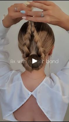 Easy Bun Hairstyles For Long Hair, Hair Style Vedio, Easy Bun Hairstyles, Hair Braid Videos, Hairstyles Short Hair, Peinados Fáciles Para Cabello Corto, Hair Tutorials For Medium Hair, Hairstyles For Medium Length Hair