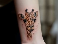 a giraffe's head is shown on the right side of the arm