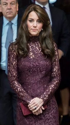 Net Dresses, Looks Kate Middleton, Trendy Date Night Outfit, Date Night Outfit Ideas, Night Outfit Ideas, Kate Middleton Outfits, Iconic Looks, Simple Kurta Designs, Princess Kate Middleton