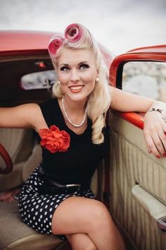 Moda Pin Up, Cabelo Pin Up, Moda Pinup, Rockabilly Looks, Victory Rolls