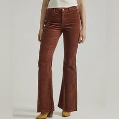 *Wrangler *High Rise Fierce Flare Pants *Color: Brown *Size: 12x32 *Delivering The Vintage Vibes You Love, These Corduroy Flare Jean Will Set The Perfect Tone For Your Seasonal Wardrobe. It Features A Hip-Hugging High Rise That Knows How To Amplify Your Best Assets, A Close Fit Through The Thigh, And A Dramatic Flare Leg Opening From The Knee Down For A Long And Lean Look That's Effortlessly Flattering. This Corduroy Flare Also Comes With The Iconic Details That Are Signature To Wrangler Jeans, Fall Corduroy Jeans With Five Pockets, Fall Corduroy Jeans, Cordoroy Pants, Wrangler Pants, Seasonal Wardrobe, Wrangler Jeans, Pants Color, Vintage Vibes, Flare Pants