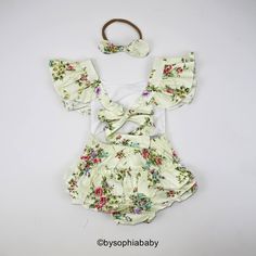 IVORY FLORAL ROMPER & HEADBAND SET --->> FREE SHIPPING <<-- when you spend $50 in our shop, please see code on our shop announcement. * ROMPER BLOOMER SET* - Made of NON-STRETCHY 100% cotton fabrics that are comfortable to wear in trendy prints. Made with lots of attention to detail. - This set comes with the 2 pieces, Romper + Headband - This set is perfect for spring and summer time! - Please click on this link to see prints available: https://www.etsy.com/shop/BySophiaBaby?ref Party Rompers, Newborn Essentials, Trendy Prints, Floral Baby, Floral Romper, Cotton Baby, Baby Romper, Baby Sets