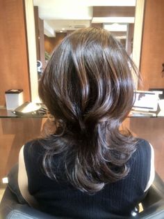 Step Cut Hairstyle, Medium Shag Hairstyles, Easy Hair Cuts, Black Hair With Highlights, Brown Hair With Blonde Highlights, Hairstyles For Layered Hair, Cut Her Hair, Alternative Hair, Hair Color And Cut