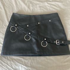 New With Tags, Zips In Back Black Skirt With Belt Loops For Club, Edgy Black Faux Leather Mini Skirt, Baddie Outfits, Fashion Nova, Womens Skirt, Women's Fashion, Skirt, Tags, Closet