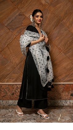 PRODUCT DESCRIPTION: Kurta: Rayon Pant: Rayon Dupatta: Oragnza Color: BLACK work : Gotta lace work, No. Of Components : Set of 3 Wash Care : EASY WASH Customization : Only Size and Length Of Product SKU#: 11403109BK Disclaimer: All our pieces are handcrafted in our manufacturing unit .We Ensure that our pieces are shot professionally under controlled lighting. Colours tend to be perceived differently depending on factors such as shot angles, lighting, background tones and colour temperatures. As Simple Black Suit Design, Black Plain Suit With Heavy Dupatta, Black Kurta Aesthetic, Plain Suit With Heavy Dupatta, Suit From Scratch, Black Suit Designs, Plain Suits, Plain Suit, Black Kurti