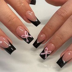 Coquette Details, Zebra Print, & 11 More Black French Tip Nail Ideas Black French Tip Nail, Paznokcie Hello Kitty, Black French Tip, Nagel Tips, Girly Acrylic Nails, Black French, Blue Nail, Acrylic Nails Coffin Short