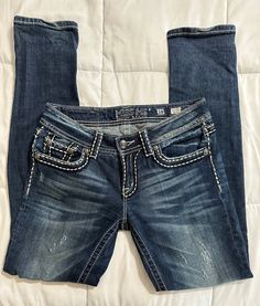 Tag size 28/32 waist: 15.5" inseam: 31.5" rise: 7.5" Excellent condition see pictures I buy from estates sales, auctions, garage sales and thrift stores and do not claim to be an expert on any items. I try the best I can to describe the item as I see it. I test all items to the best of my ability. In some cases I may not be exactly sure how an item works, therefore; I will try to identify that in the description. If I have tested an item and it works that will be noted in the condition section o Mid-rise Fitted Pants With Five Pockets, Fitted Mid-rise Pants With Five Pockets, Fitted Mid-rise Pants, I See It, Thrift Stores, Womens Jeans, Garage Sales, Miss Me, Give It To Me