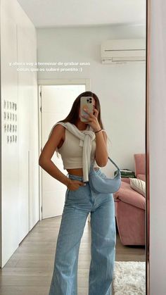 Paddock Outfit Ideas, Aina Simon, Pretty Fits, Top Farm, Ny Outfits, Outfit Primavera, Funky Outfits, Mini Top, Causual Outfits