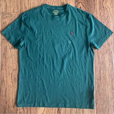 Brand New With Tags. Green In Color. Classic Green Short Sleeve Top, Logo Tshirt, Ralph Lauren Green, Lauren Green, Ralph Lauren Shirt, Men's Polo, Tshirt Logo, Polo Ralph, Mens Polo