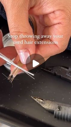 behindthechair.com on Instagram: "🤌🏼GENIUS HAIRFLATION TIP✨️via @mirellamanelli ♥️♥️♥️ Well, this looks interesting ... —— My clients LOVE that I offer this service👇🏽 Rebinding KeraLinks has become my new favorite thing to do and it doesn’t really take too much time. I was able to re-bond these extensions while my clients color was processing. These keratin bonds will last up to four months in the hair, but what’s cool is if the hair is in great condition you can use them for another for or even eight months. Personally, I like rebounding them because I’m able to put the hair extension in the exact same area, making for an easy blend. Let me know down below if you’ve tried this hack before ❤️ #BEHINDTHECHAIR Hairtips #keratinbonds #hairhacks #btcmirellamanelli #itips #keratinbonde How To Add Hair Extensions, Installing Hair Extensions, Front Hair Extensions, I Tip Extensions, Diy Halo Hair Extensions, Ice Hair Extensions, Caring For Hair Extensions Tips, K Tips Hair Extensions, K Tip Hair Extensions