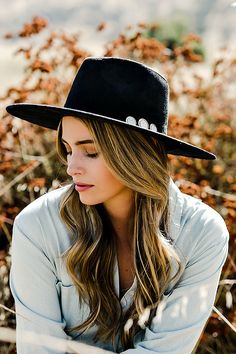 The Cadillac Faux Suede Panama in 2 Colors - Glitzy Bella Women Hats Fashion, Glam Photoshoot, Outdoor Photoshoot, Fancy Hats, Pinterest Fashion, Girls Out, Hat Fashion, Western Fashion, Faux Suede