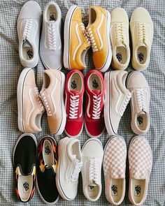 Tenis Vans, Womens Outfits, Designer High Heels, Shoe Obsession, Dream Shoes, Outfits Casual, Sneaker Collection, Jeffrey Campbell, Shoe Game