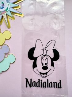 there is a bag with a sticker on it and some other decorations around it