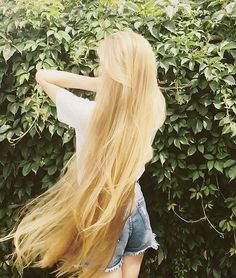 Super Long Blonde Hair, Gust Of Wind, Haircuts For Long Hair With Layers, Long Hair Video, Long Dark Hair