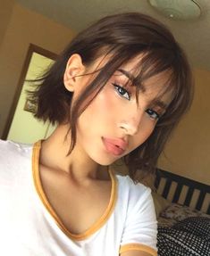 Trendy Bob Hairstyles, Bob Hairstyles With Bangs, Cute Short Haircuts, Bob Haircut With Bangs, Short Straight Hair, Short Haircut, Short Hair With Bangs, Haircuts With Bangs