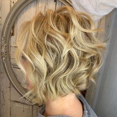 Short Textured Hair, Asymmetrical Bob Haircuts, Short Shag Hairstyles, Short Shag, Shag Hairstyles, Wavy Curly Hair, Shag Haircut